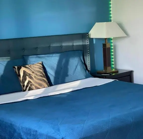 Standard-huone King-vuode, Crestwood Motel