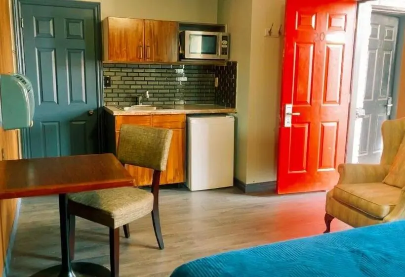 Standard-studio King-vuode, Crestwood Motel