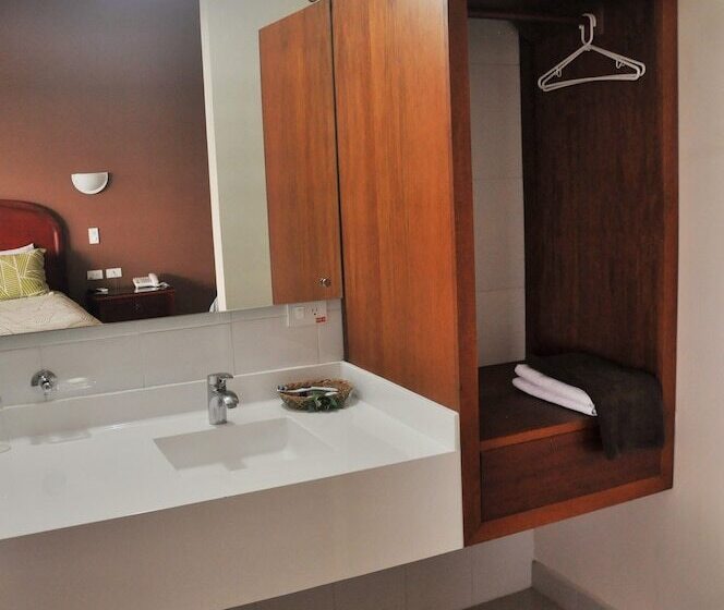 آپارتمان 1 خوابه, Gran Hotel De Lago   Lago Agrio