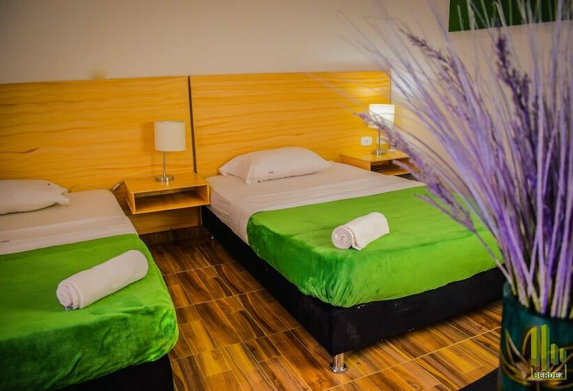 اتاق استاندارد, Berdez