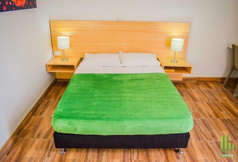 اتاق استاندارد, Berdez