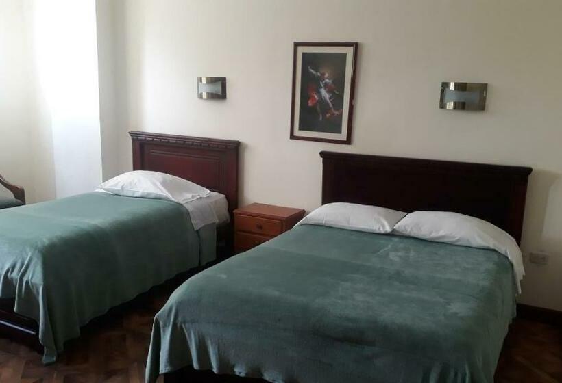 标准间, El Cardenal