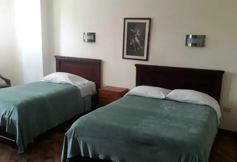 اتاق استاندارد, El Cardenal