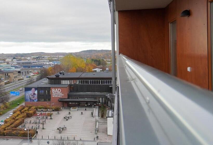 1 Bedroom Penthouse Apartment, Södra Hotellet