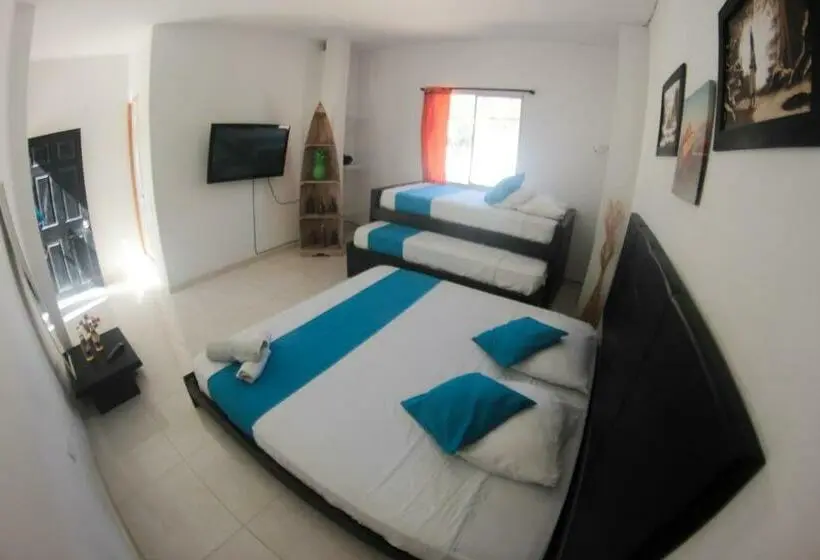 ファミリールーム, Taganga Dive Inn