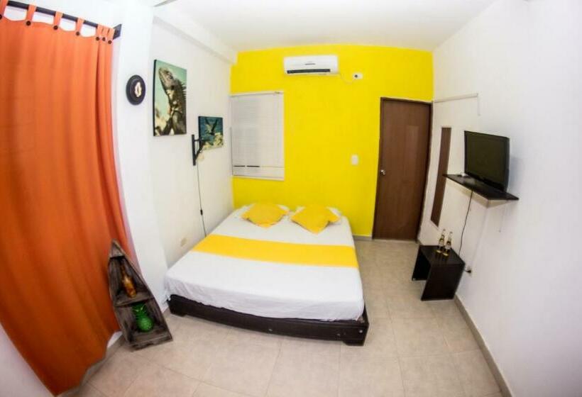 スタンダードルーム, Taganga Dive Inn