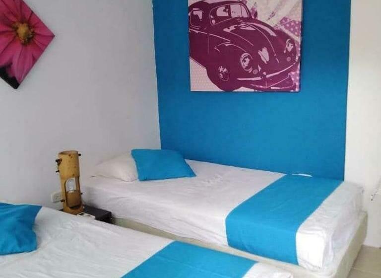 スタンダードルーム, Taganga Dive Inn