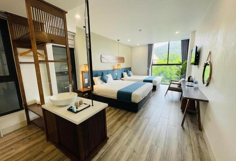 اتاق لوکس خانوادگی, The Light