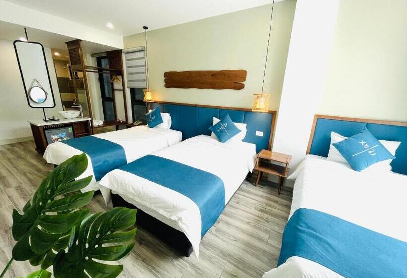 اتاق لوکس سه تخته, The Light