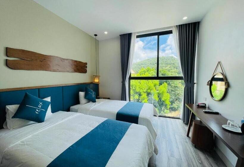 سوییت خانوادگی, The Light