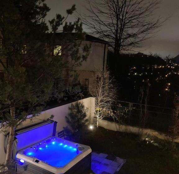 Апартаменты Deluxe 1 Спальня, The Pines Boutique Villa