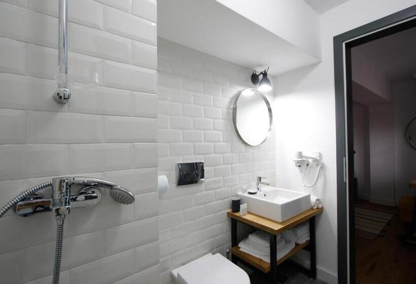 1階のスタンダードルーム, The Pines Boutique Villa