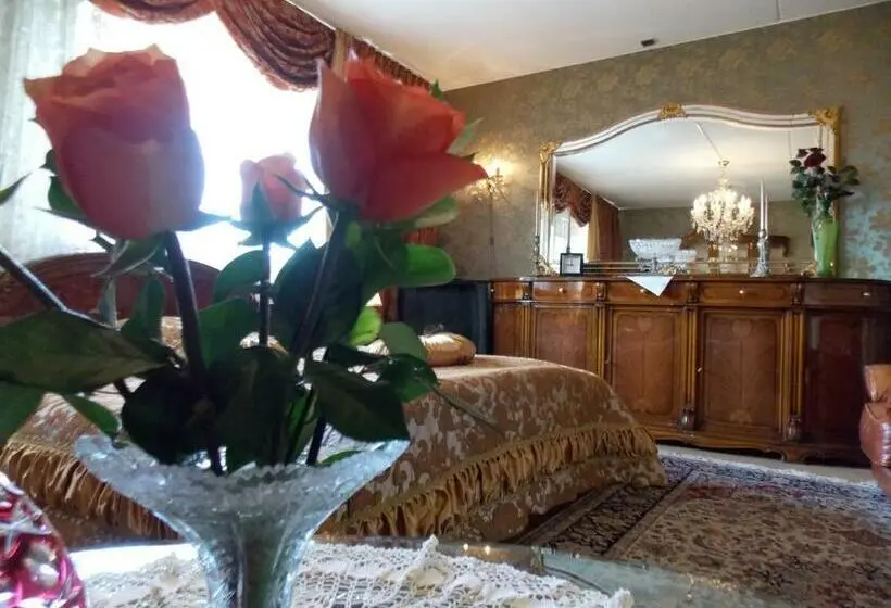 Deluxe-huone, Weena House