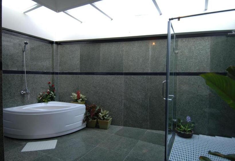 Kertre Néző Standard Bungalow, Saigon Emerald Beach Resort