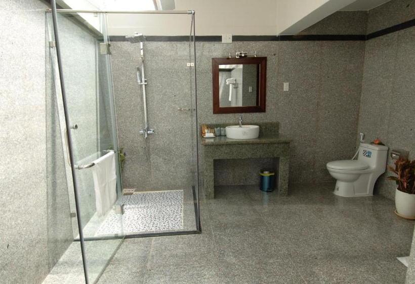 Standard Bungalow, Saigon Emerald Beach Resort