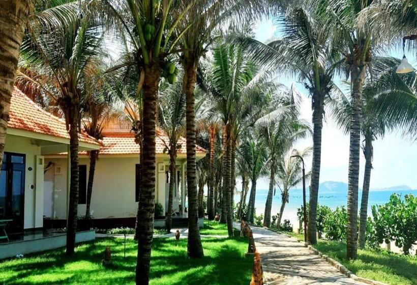 Standard Bungalow, Saigon Emerald Beach Resort