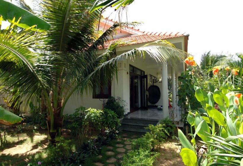 Tengerre Néző Standard Bungalow, Saigon Emerald Beach Resort