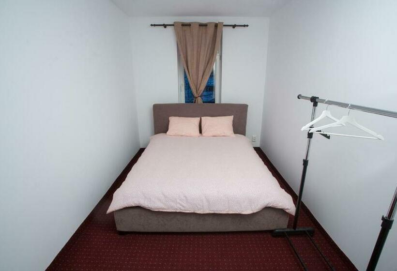 اتاق استاندارد, Vila Maria