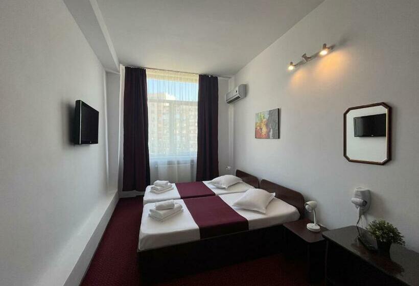 اتاق استاندارد, Tineretului