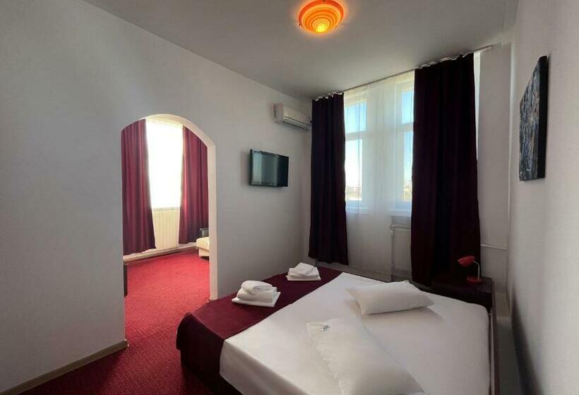 سوییت, Tineretului