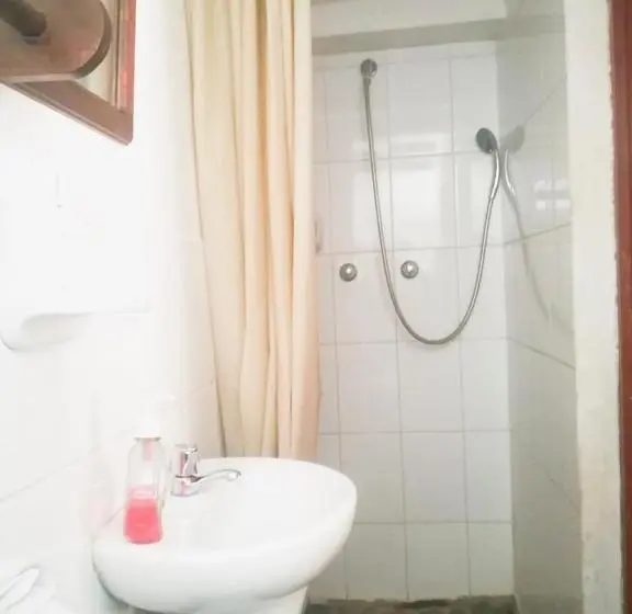 اتاق لوکس, Casa Patacalle