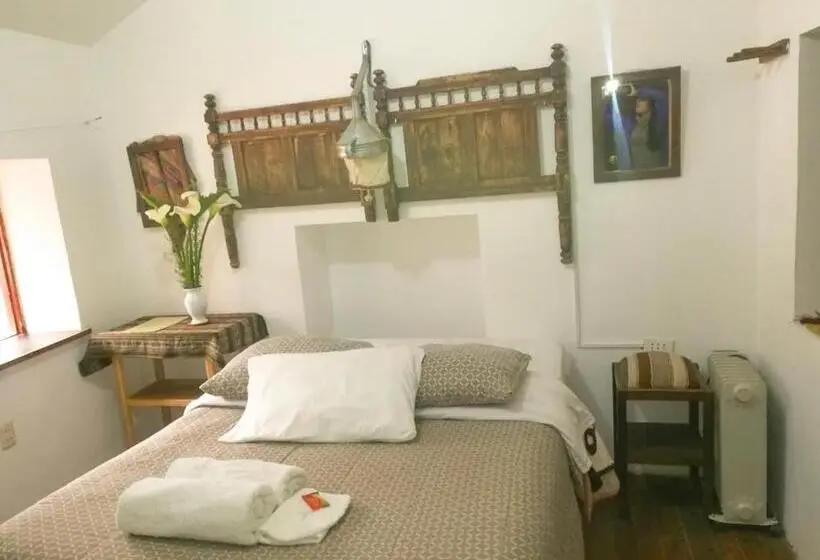 اتاق لوکس, Casa Patacalle