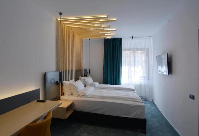 اتاق راحتی, Kleines