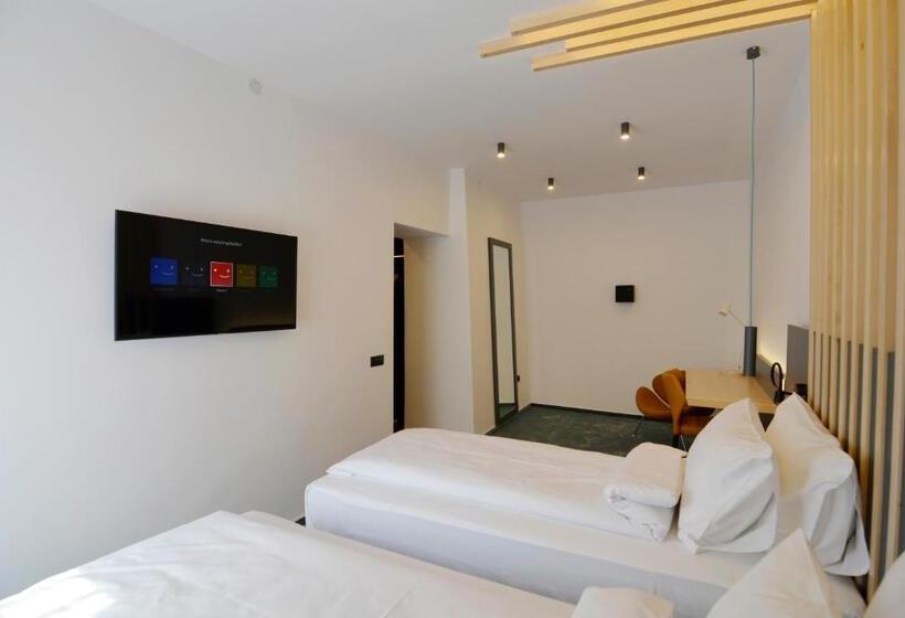 اتاق راحتی, Kleines