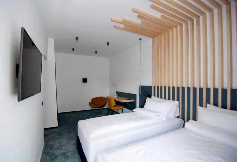 اتاق راحتی, Kleines