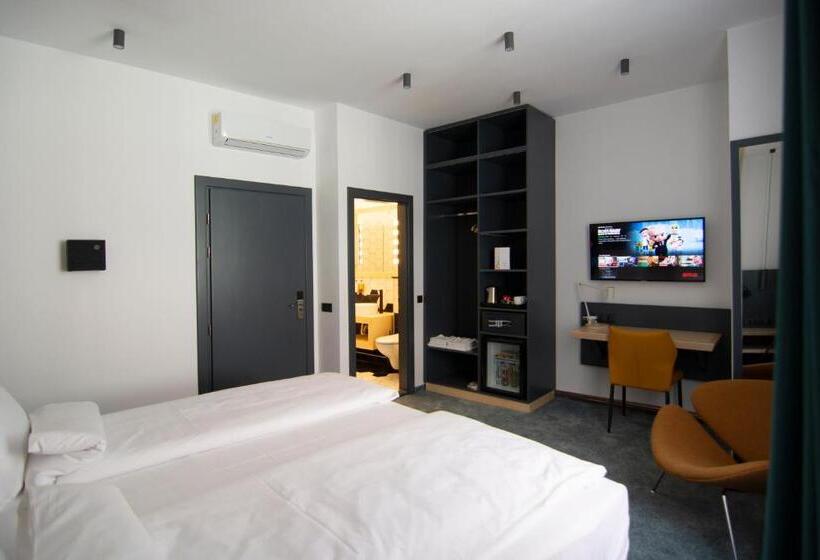 اتاق راحتی, Kleines