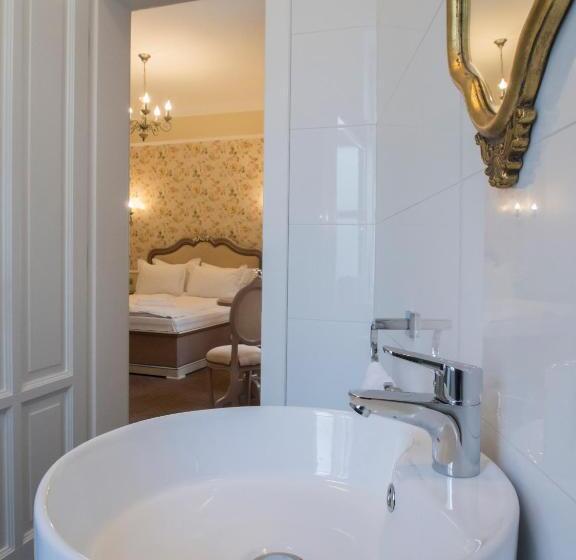 اتاق سوپریور, Maison Elysée