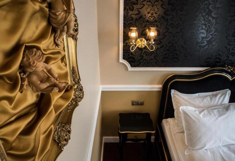 سوییت سوپریور, Maison Elysée