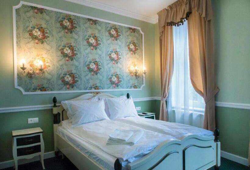 سوییت سوپریور, Maison Elysée