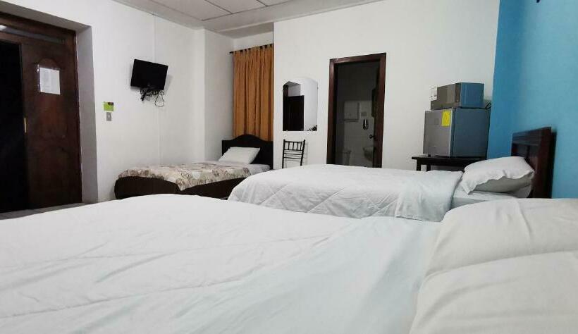 غرفة قياسية ثلاثية, 4 Mundos