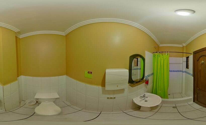 غرفة قياسية, 4 Mundos