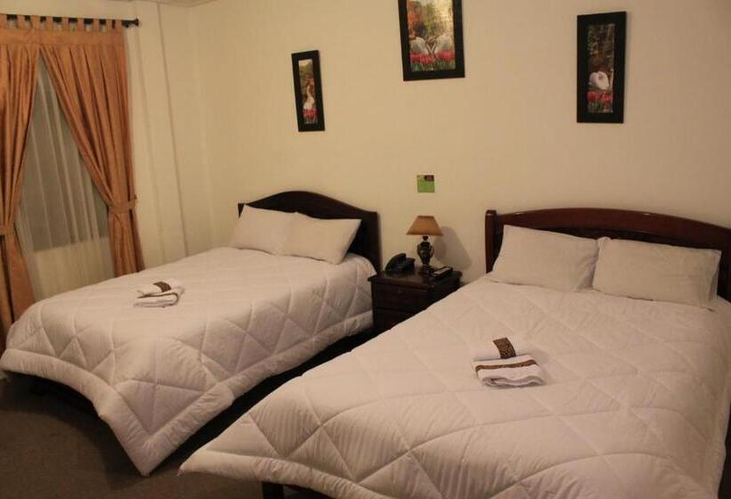 Family Suite, 4 Mundos