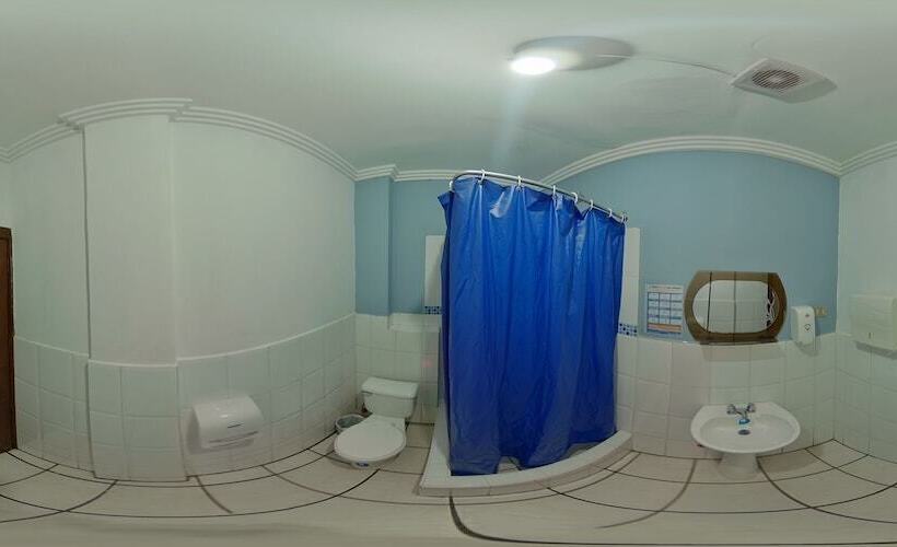 غرفة ديلوكس سرير كينج, 4 Mundos