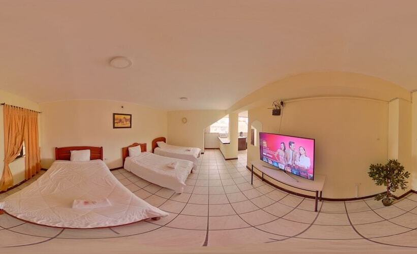 جناح جونيور, 4 Mundos