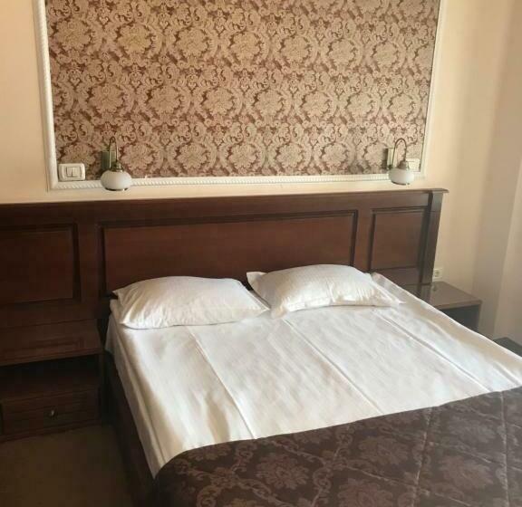 اتاق استاندارد, Ana