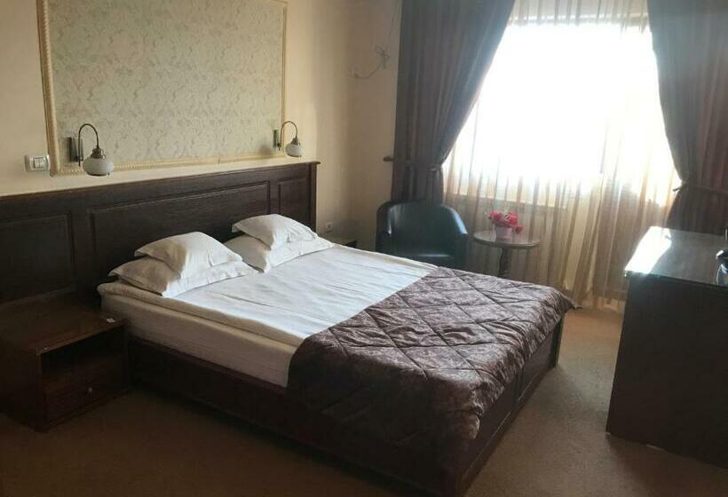 اتاق استاندارد, Ana