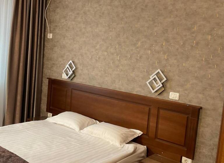 اتاق استاندارد, Ana