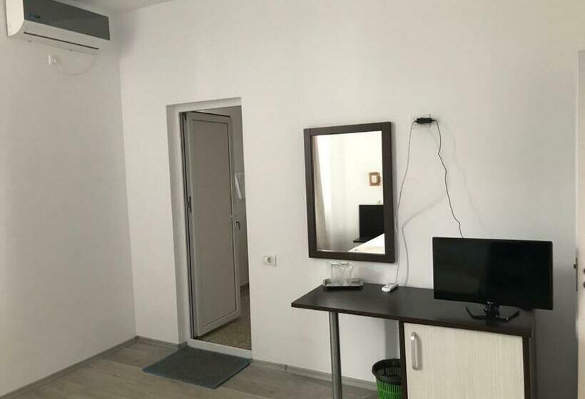 اتاق استاندارد, Babylonia Resort