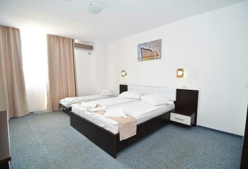 اتاق خانوادگی, Babylonia Resort