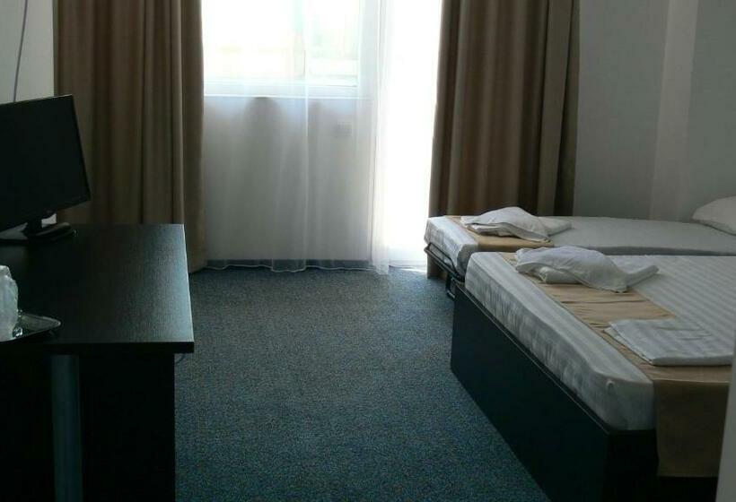 اتاق خانوادگی, Babylonia Resort