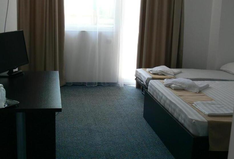 اتاق سوپریور خانوادگی, Babylonia Resort