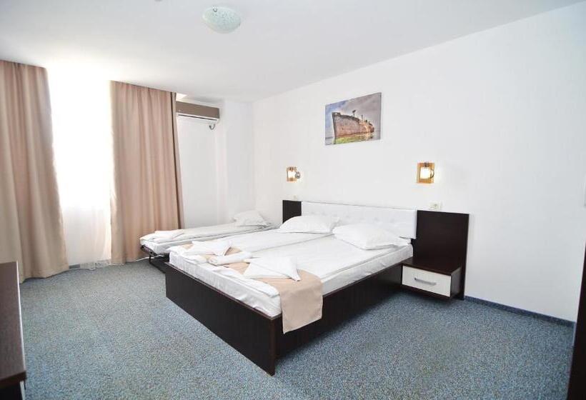 اتاق سوپریور خانوادگی, Babylonia Resort