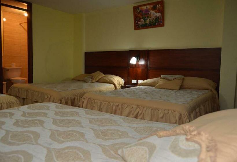 패밀리 룸, Balcones Del Río