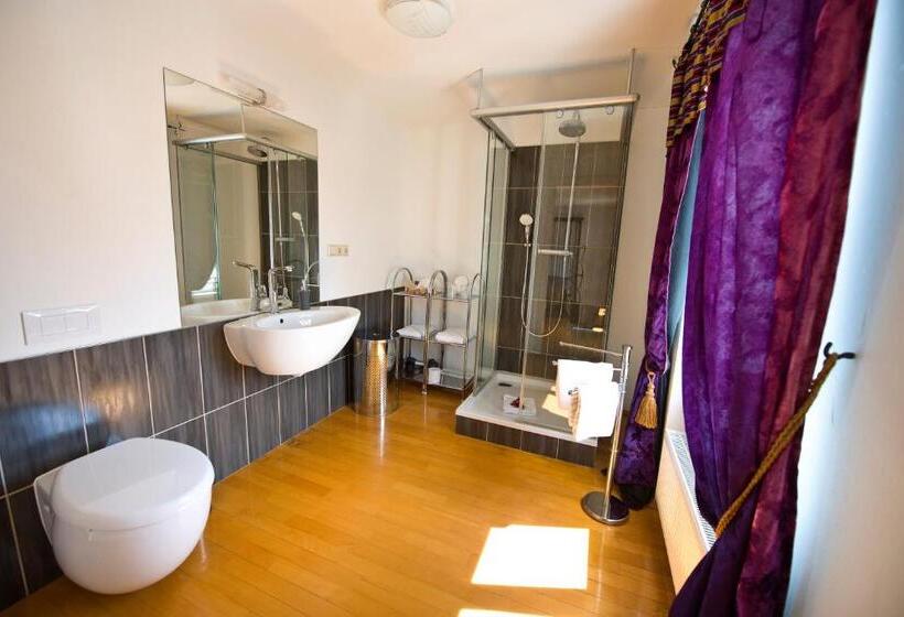 Номер Комфорт, Bonapart