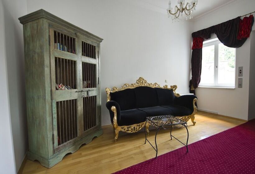 Апартаменты 1 Спальня, Bonapart