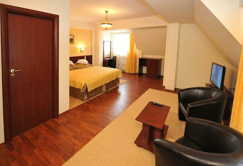 コンフォートルーム, Casa Maria Arges